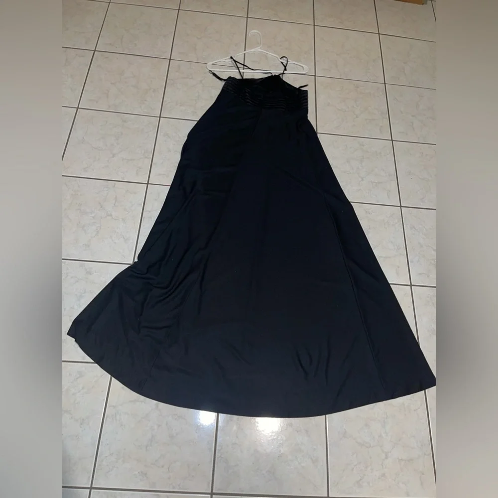 Vintage 70s Leslie J black maxi dress thin straps wide flowy dress - Picture 6 of 10